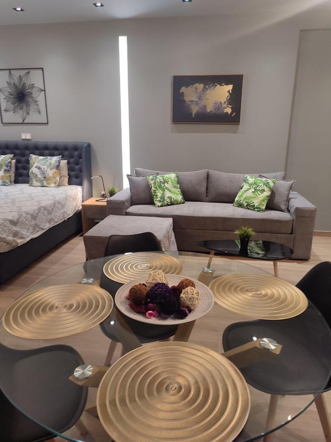 Amazing Apartments @ Monastiraki Subway Station 아테네 외부 사진