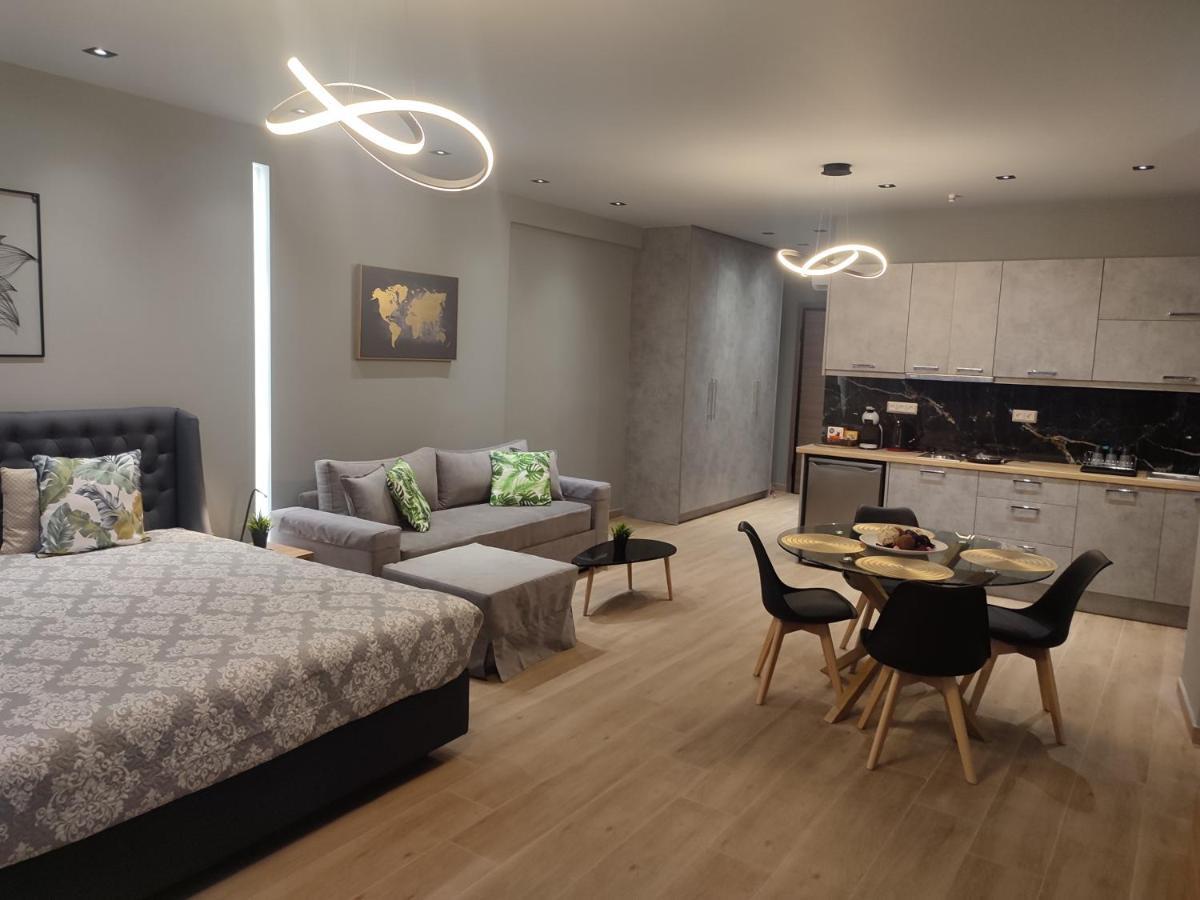 Amazing Apartments @ Monastiraki Subway Station 아테네 외부 사진